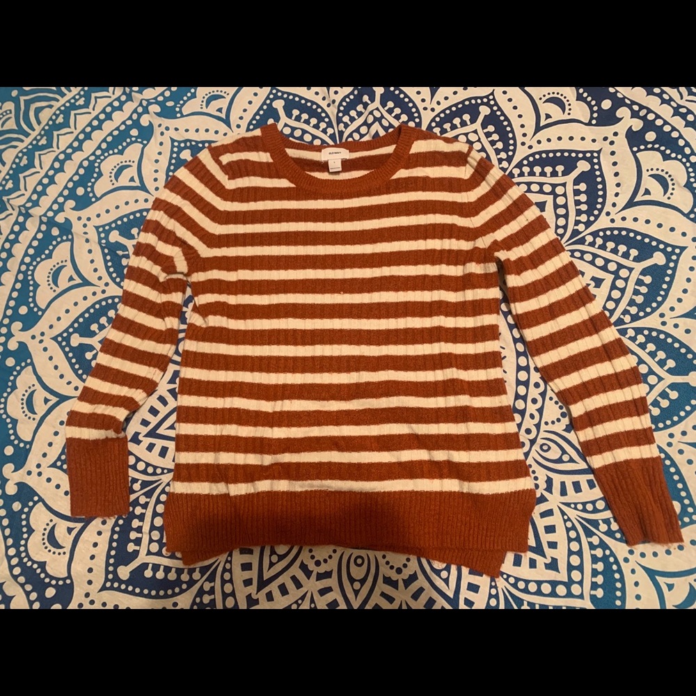 Old Navy Sweater